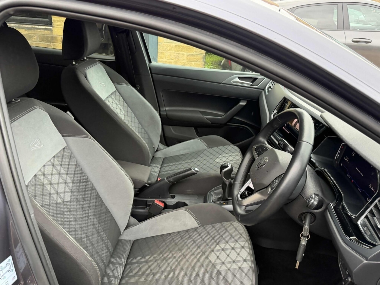 Used Volkswagen Polo 2022 for sale - 77898292: Photo 9