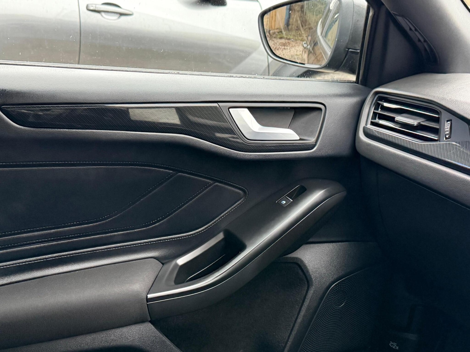 Used Ford Focus 2023 for sale - 77637817: Photo 14