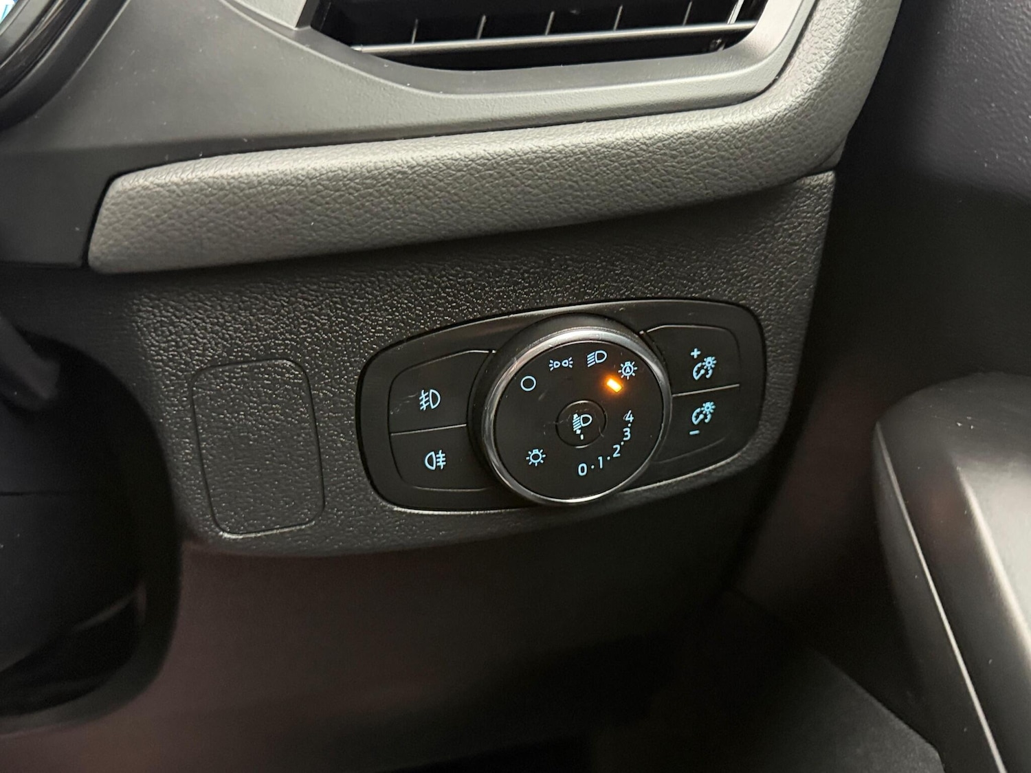 Used Ford Focus 2023 for sale - 77637817: Photo 22