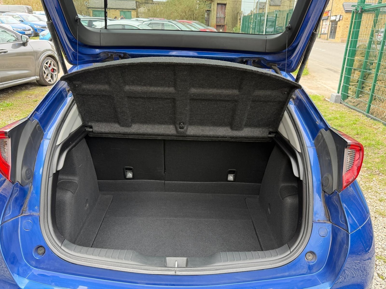 Used Honda Civic for sale - 77994043: Photo 19