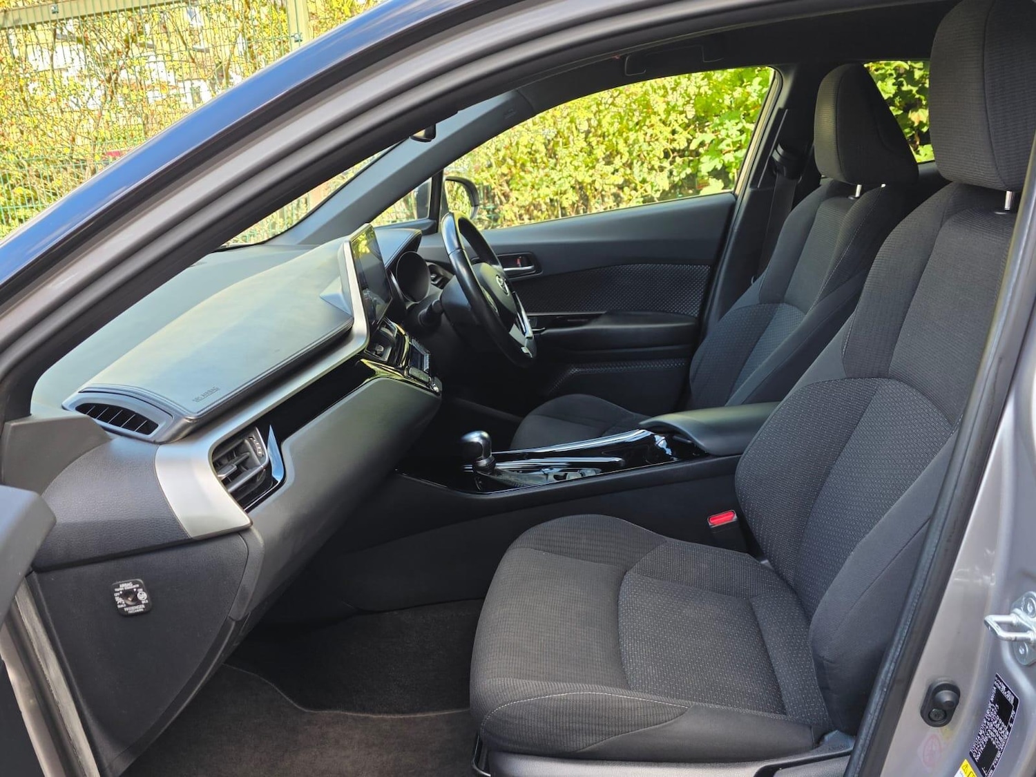 Used Toyota C-HR 2019 for sale - 76032152: Photo 15