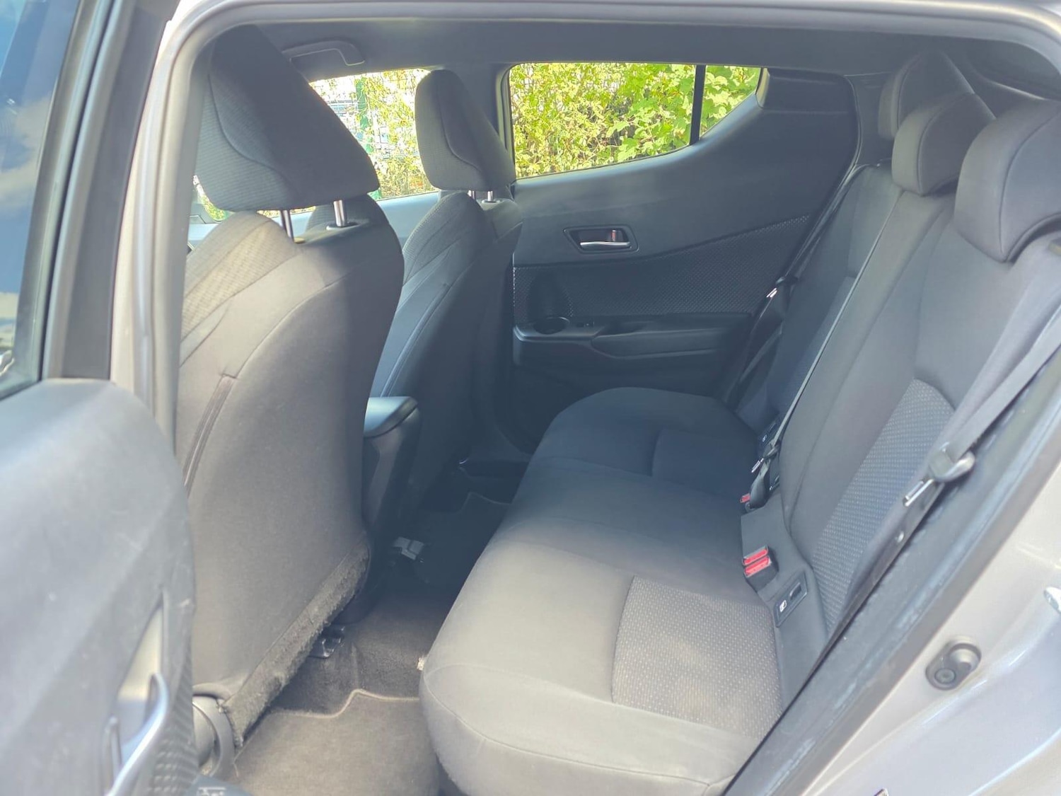 Used Toyota C-HR 2019 for sale - 76032152: Photo 16