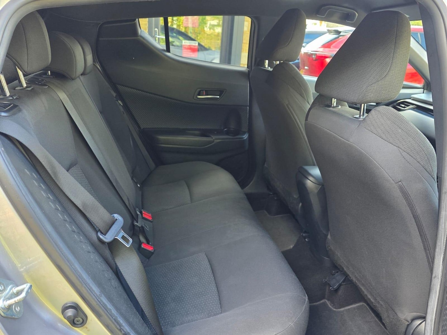 Used Toyota C-HR 2019 for sale - 76032152: Photo 19