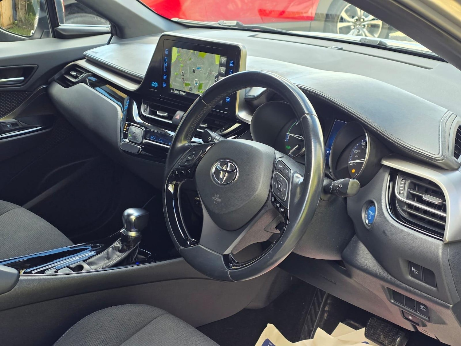 Used Toyota C-HR 2019 for sale - 76032152: Photo 26