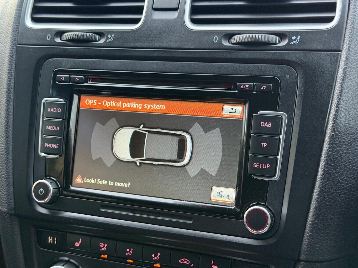 Used Volkswagen Golf 2013 for sale - 77597910: Photo 20