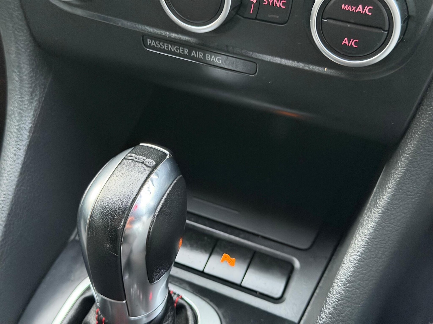 Used Volkswagen Golf 2013 for sale - 77597910: Photo 25