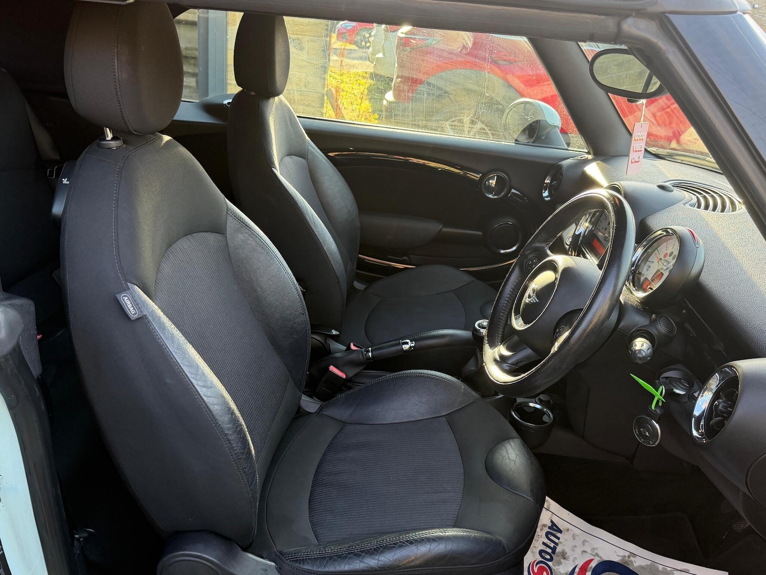 Used MINI Convertible 2012 for sale - 77242762: Photo 18