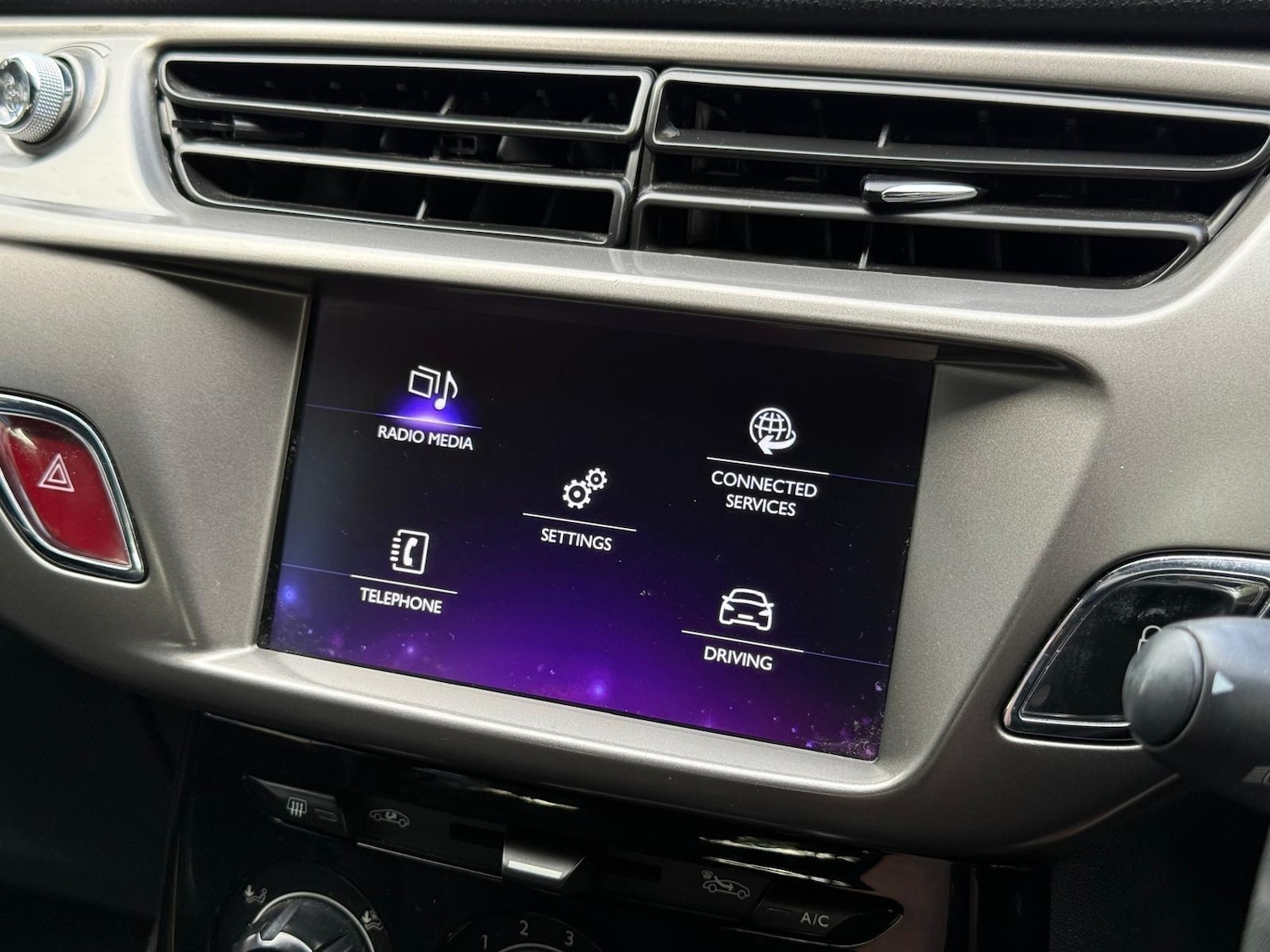 Used DS Automobiles DS 3 2016 for sale - 76472765: Photo 11