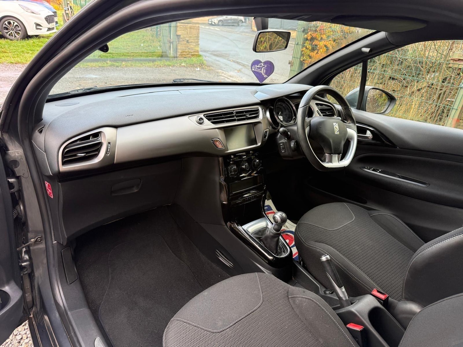 Used DS Automobiles DS 3 2016 for sale - 76472765: Photo 17