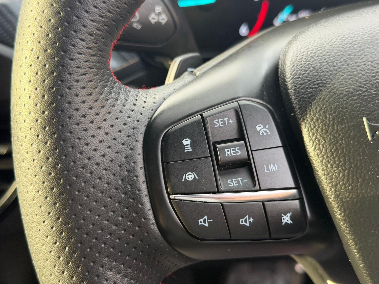 Used Ford Focus 2019 for sale - 76942326: Photo 49