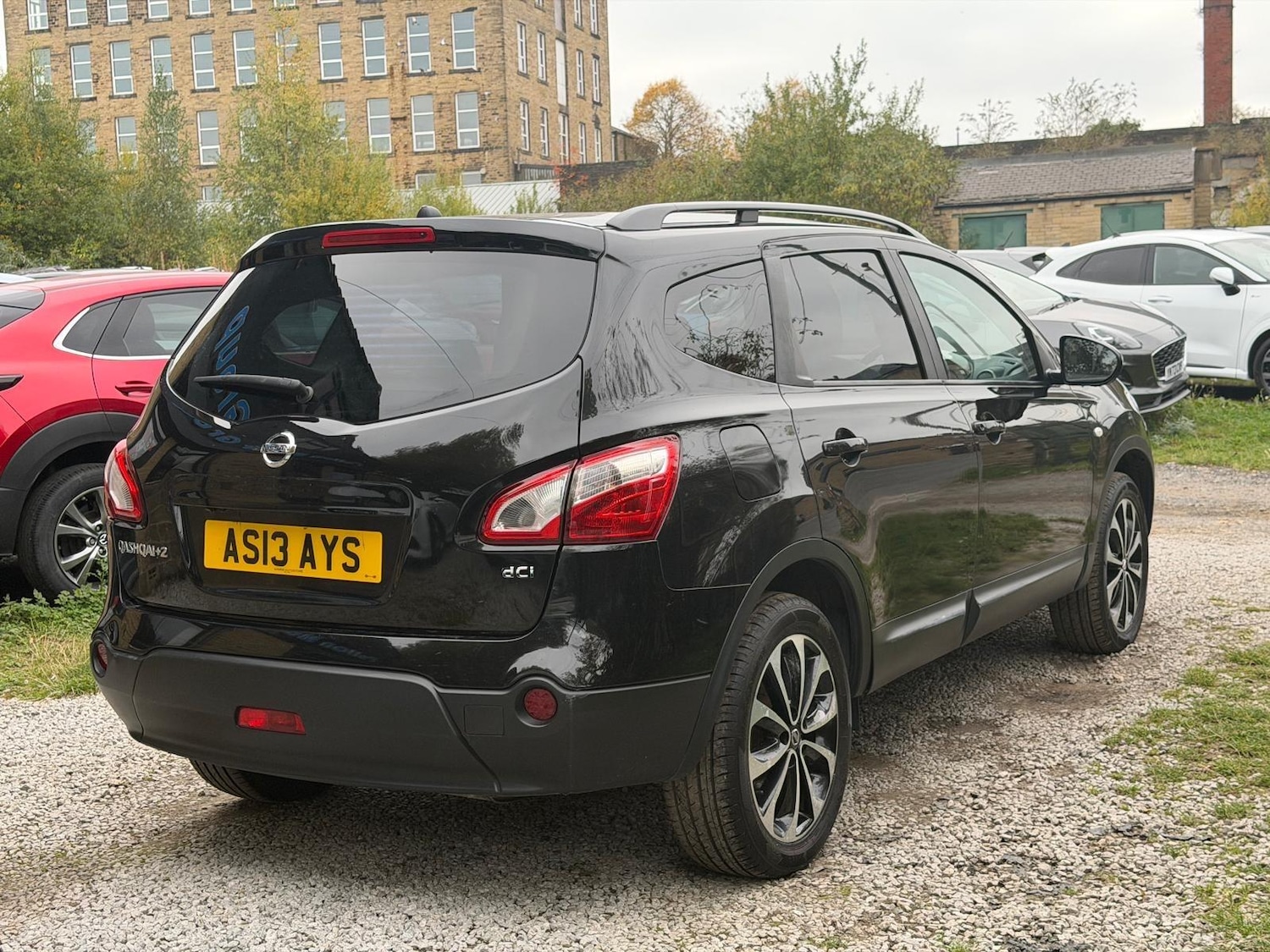 Used Nissan Qashqai+2 2013 for sale - 76472835: Photo 5