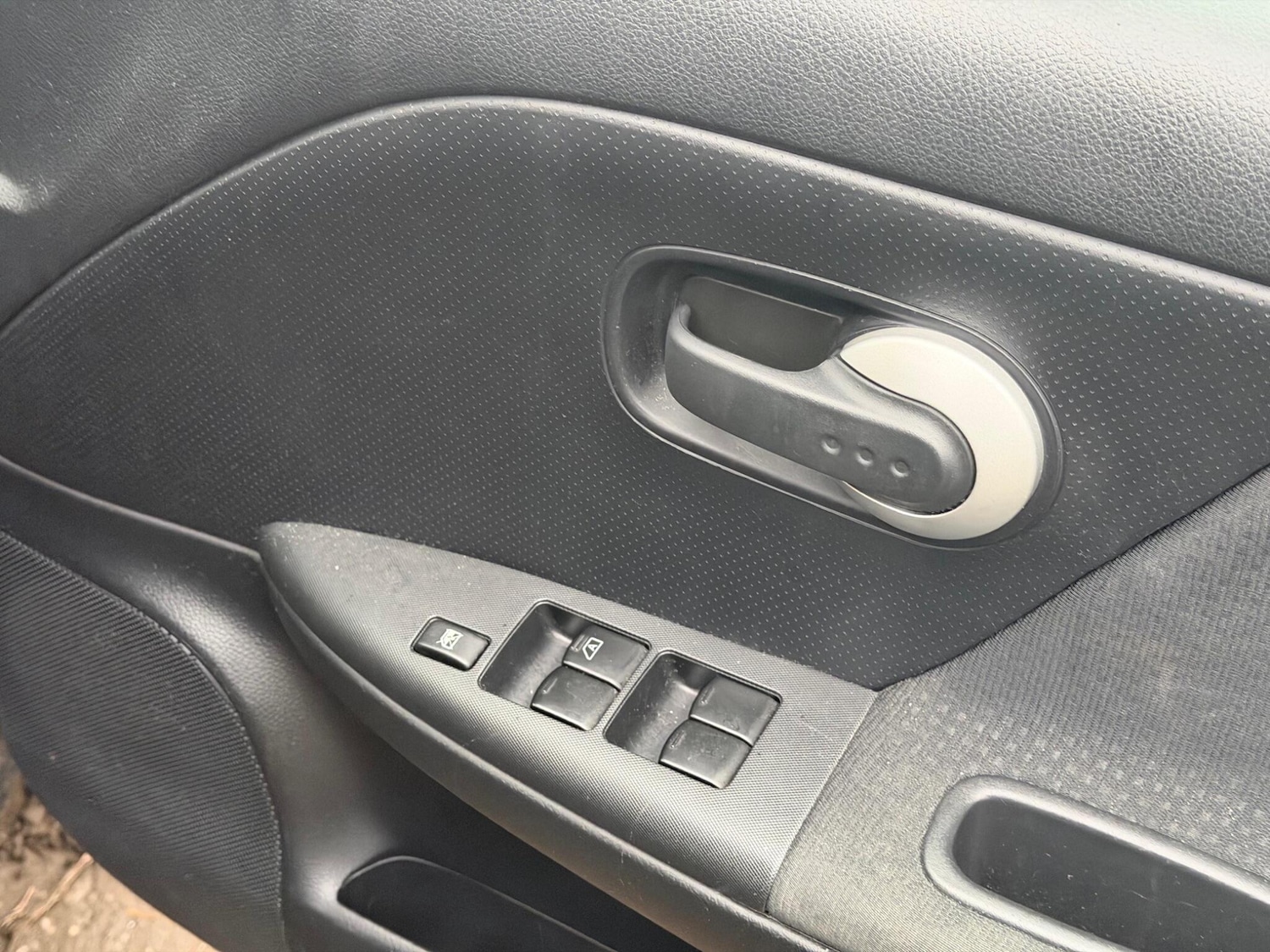 Used Nissan Note 2013 for sale - 77737101: Photo 17