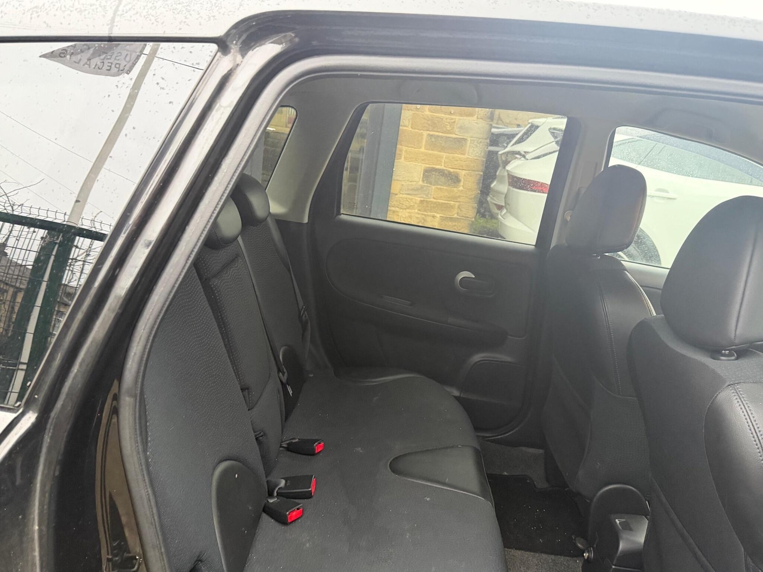 Used Nissan Note 2013 for sale - 77737101: Photo 8