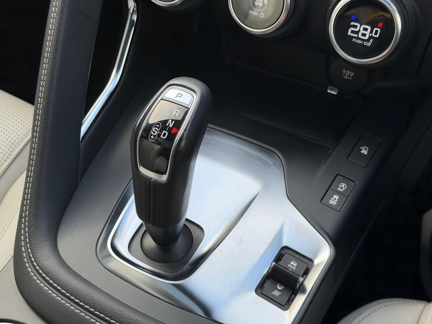 Used Jaguar E-Pace for sale - 77237661: Photo 24