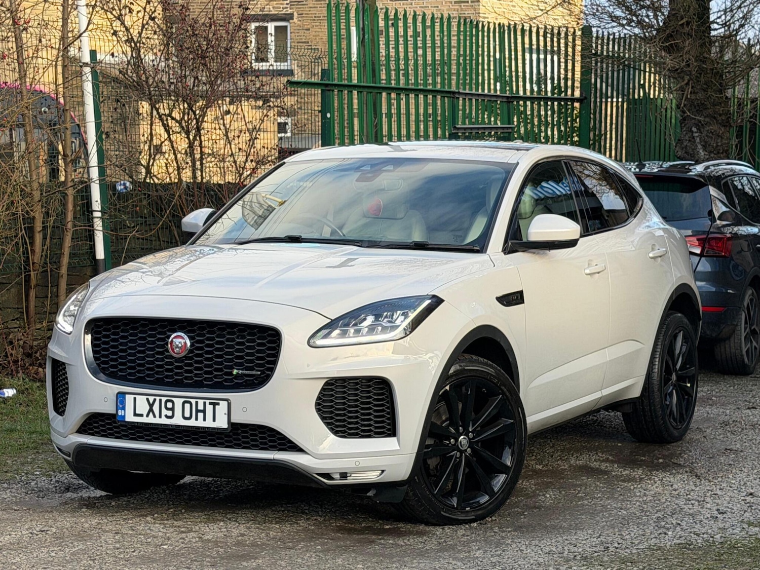 Used Jaguar E-Pace for sale - 77237661: Photo 3