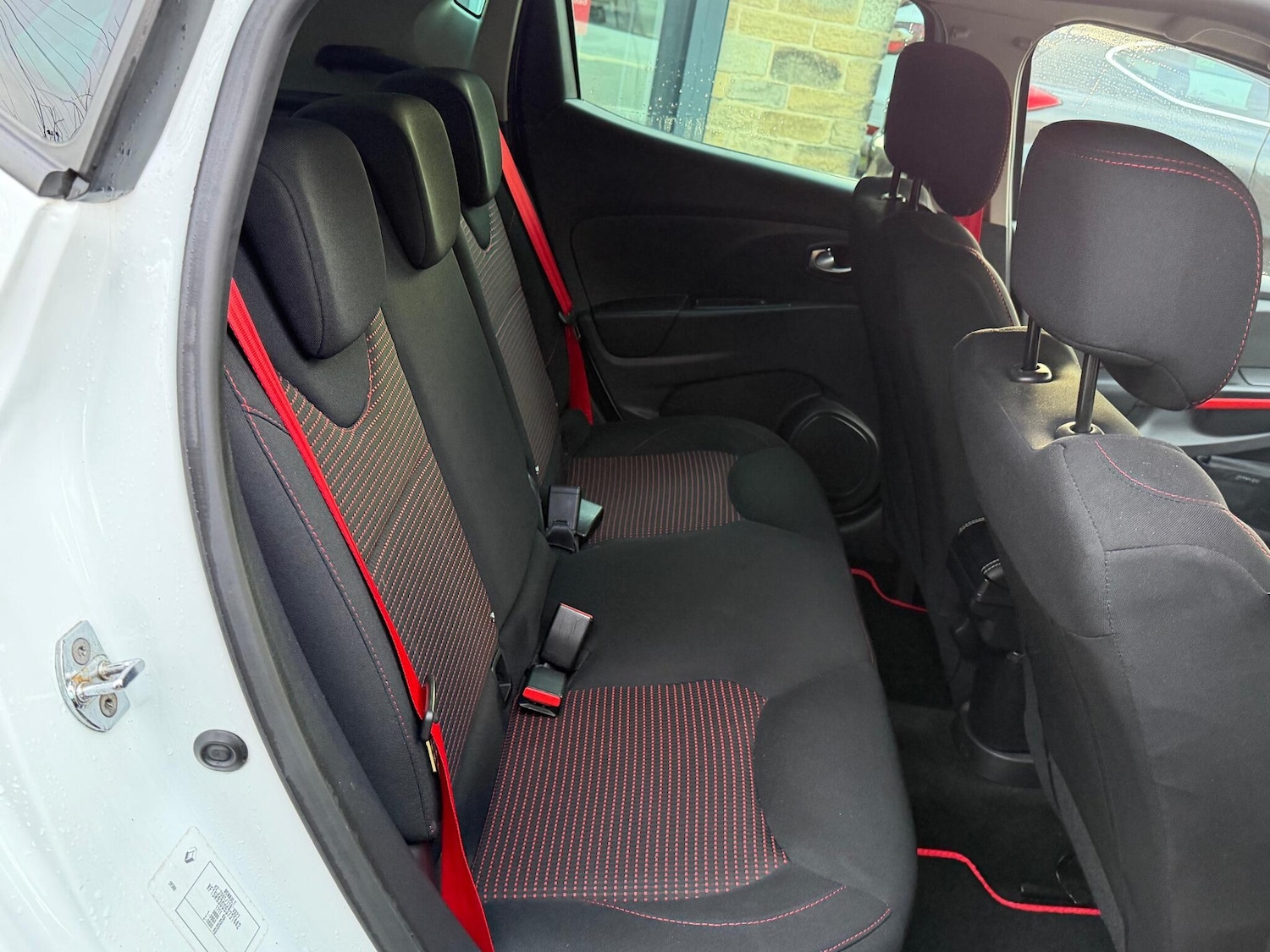 Used Renault Clio 2015 for sale - 77216024: Photo 20