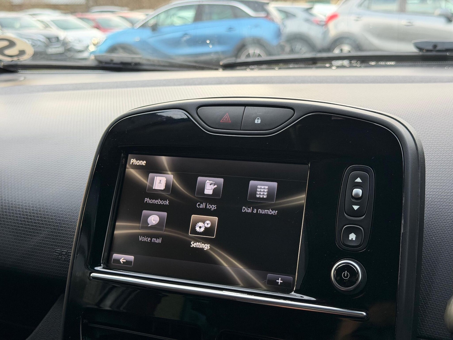 Used Renault Clio 2015 for sale - 77216024: Photo 34