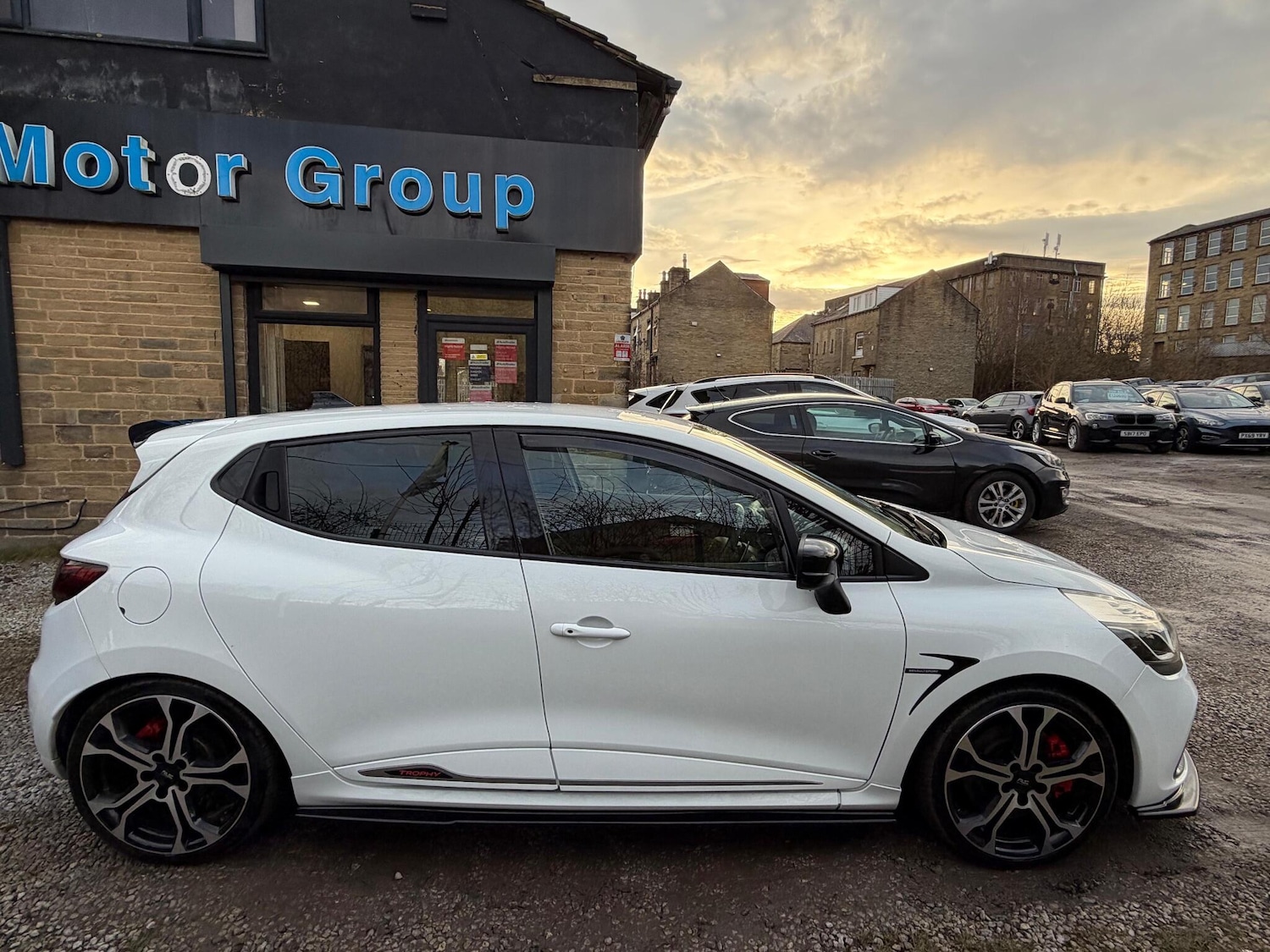 Used Renault Clio 2015 for sale - 77216024: Photo 8