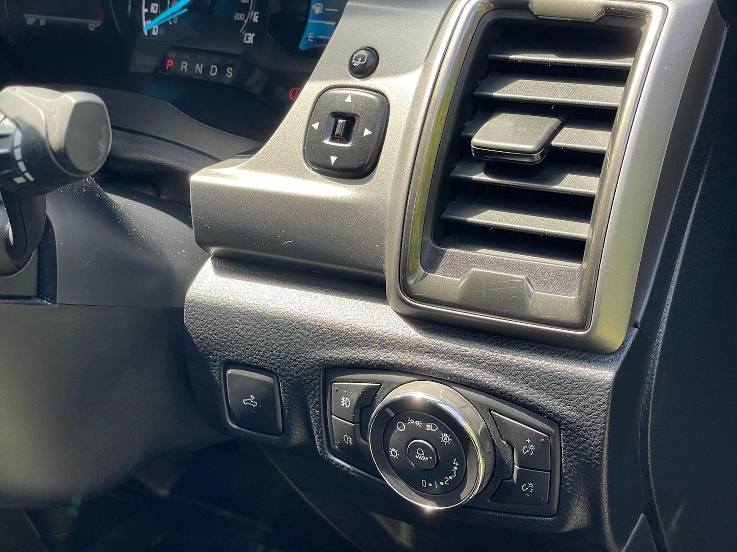 Vehicle 29