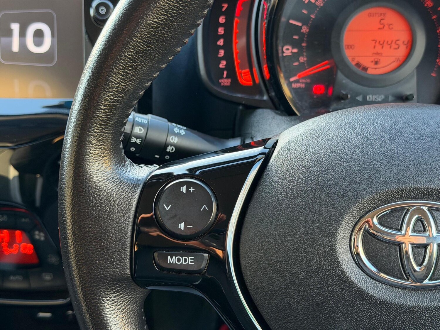 Used Toyota AYGO for sale - 77723587: Photo 28