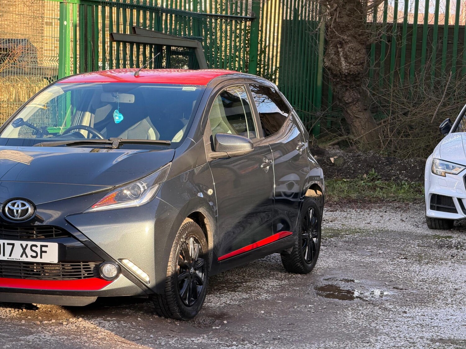 Used Toyota AYGO for sale - 77723587: Photo 40