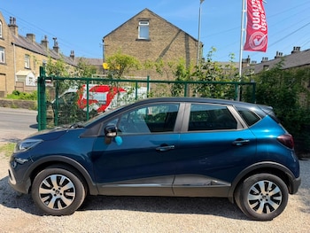 Used Renault Captur 2019 for sale - 79401522: Photo