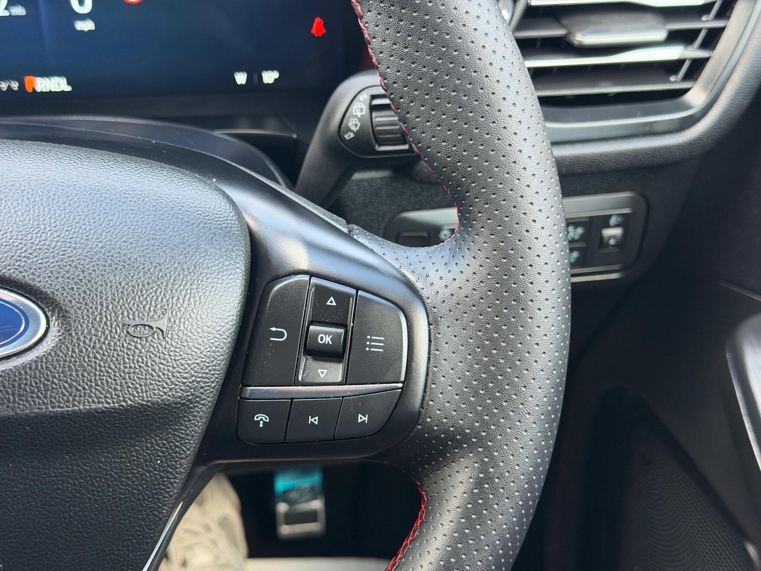 Used Ford Kuga 2025 for sale - 77637558: Photo 30