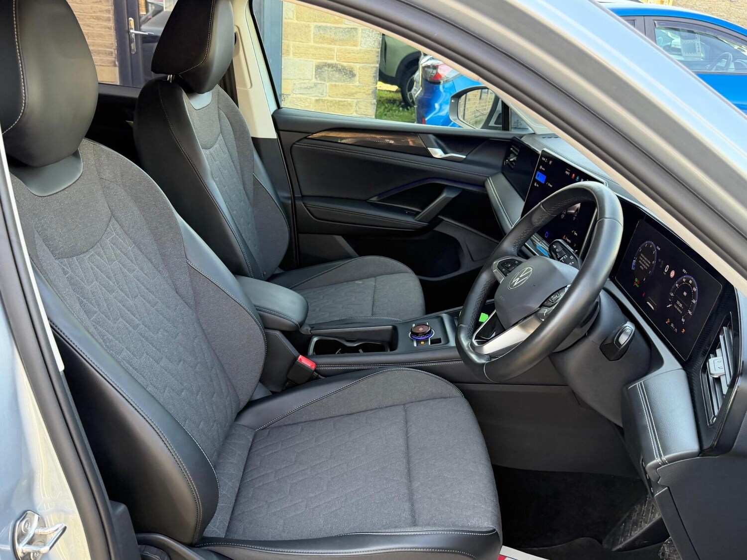 Used Volkswagen Tiguan 2024 for sale - 78184531: Photo 11