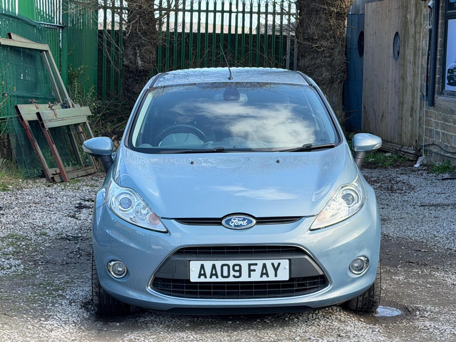 Used Ford Fiesta 2009 for sale - 78058577: Photo 2