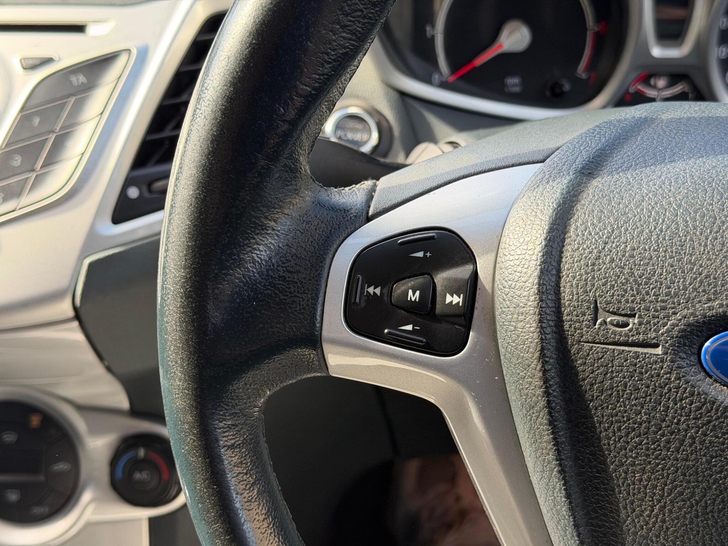 Used Ford Fiesta 2009 for sale - 78058577: Photo 21