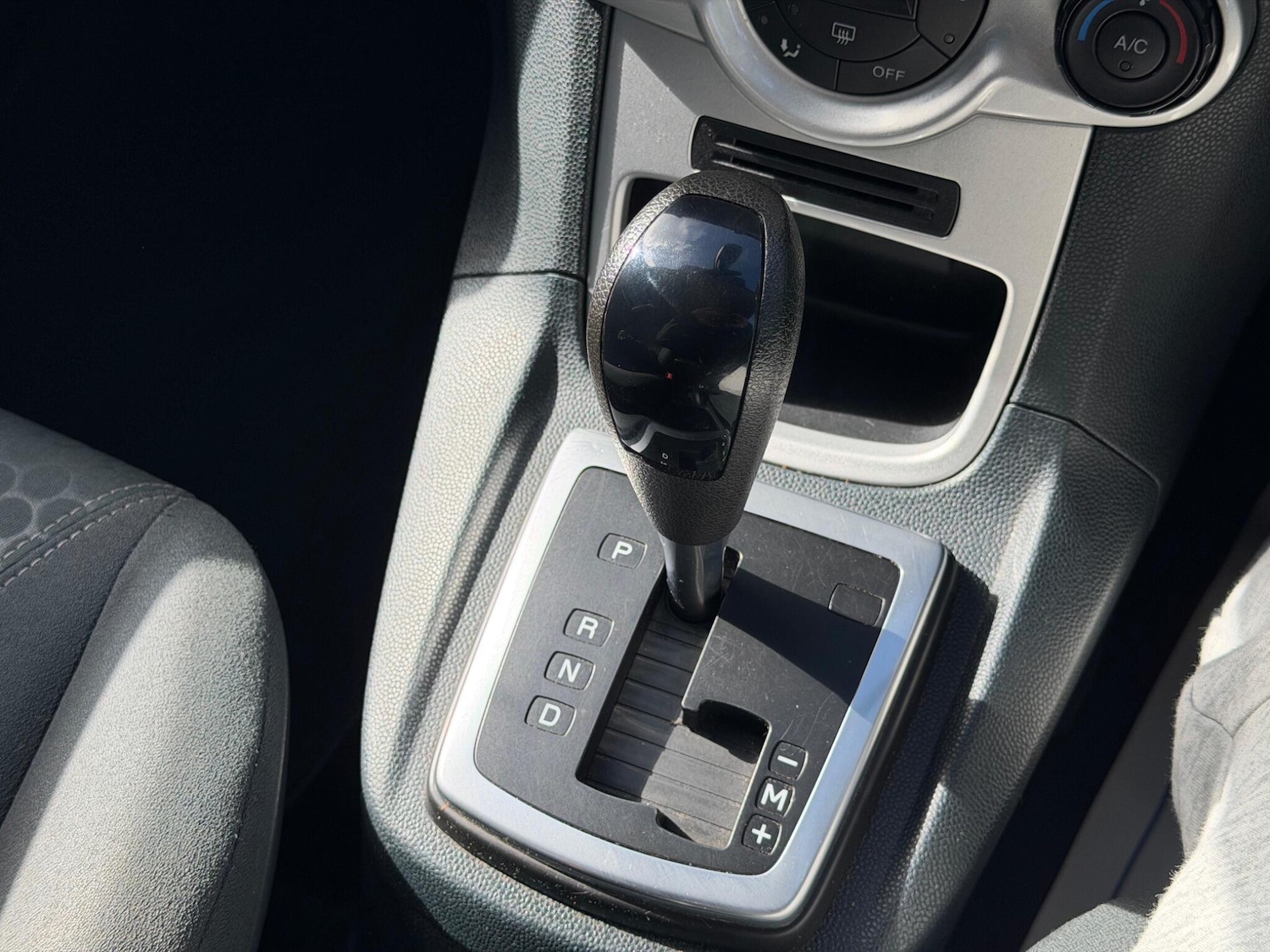 Used Ford Fiesta 2009 for sale - 78058577: Photo 35