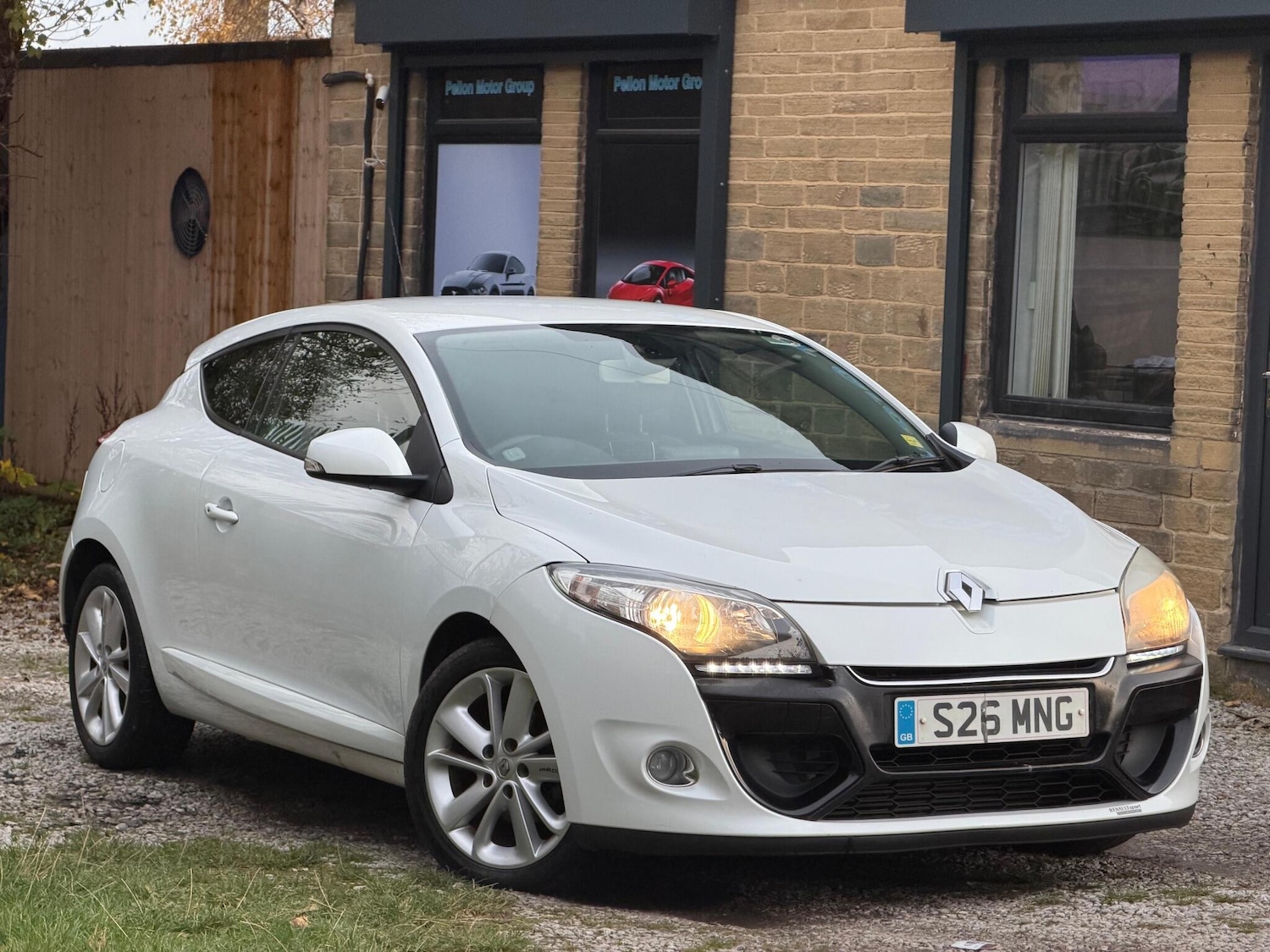 Used Renault Megane 2013 for sale - 76499827: Photo 1