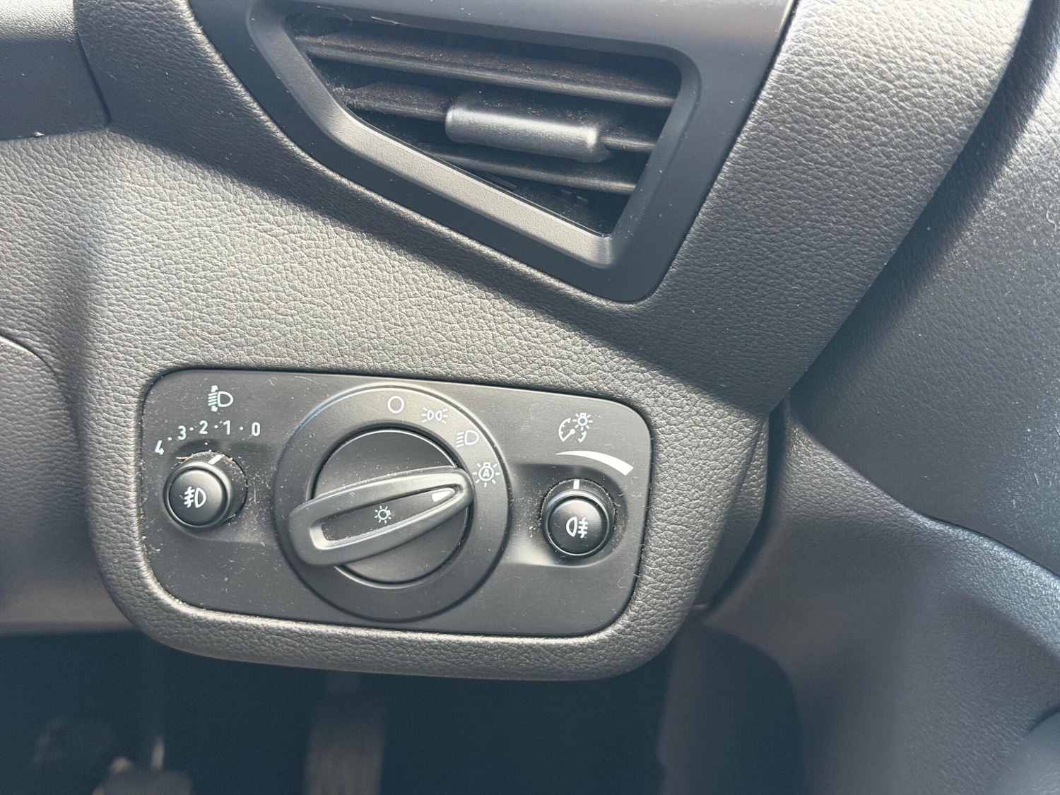 Used Ford Kuga 2018 for sale - 77626092: Photo 10