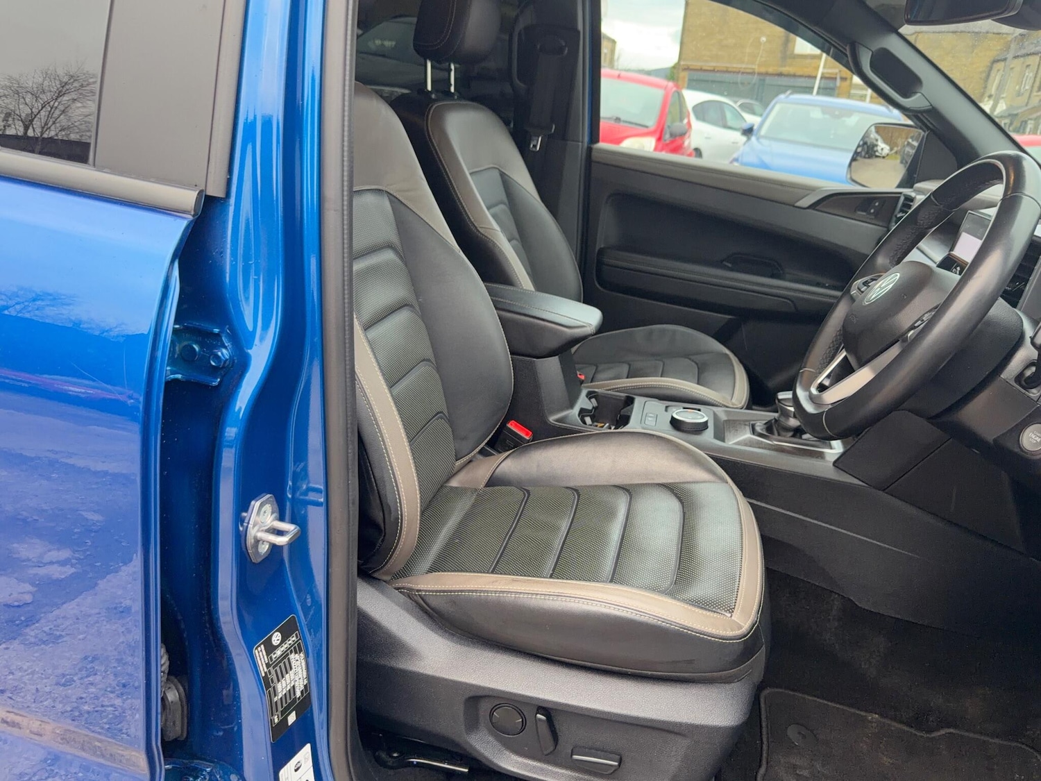 Used Volkswagen Amarok 2023 for sale - 77060146: Photo 40