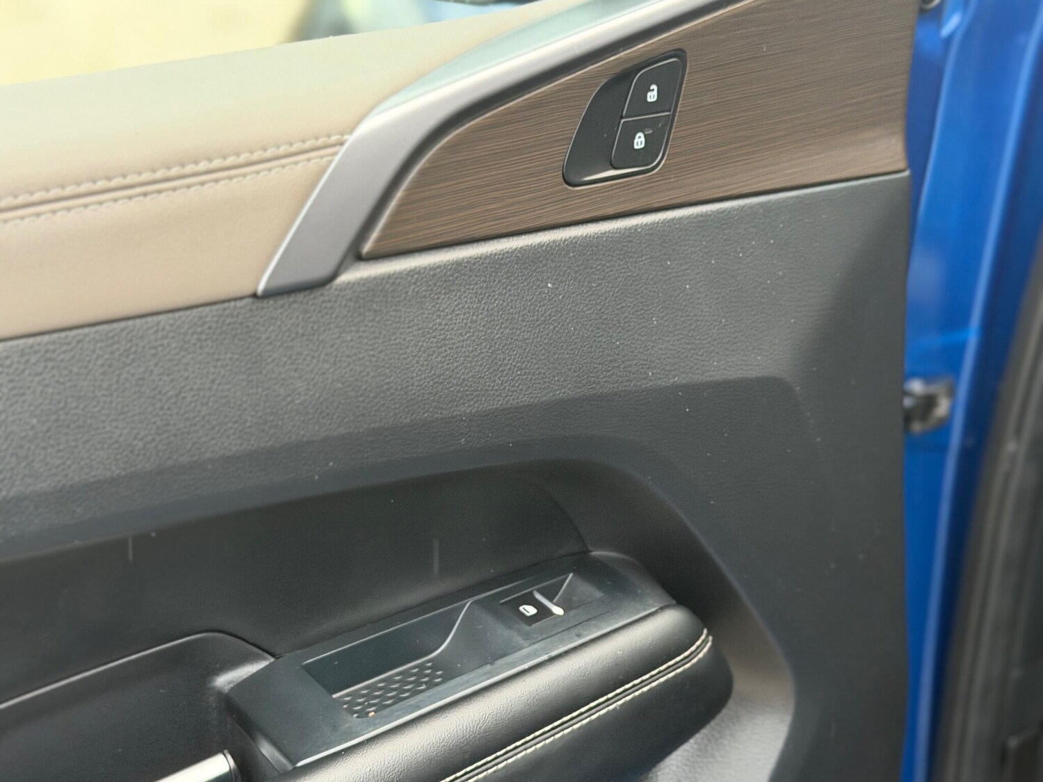 Used Volkswagen Amarok 2023 for sale - 77060146: Photo 43