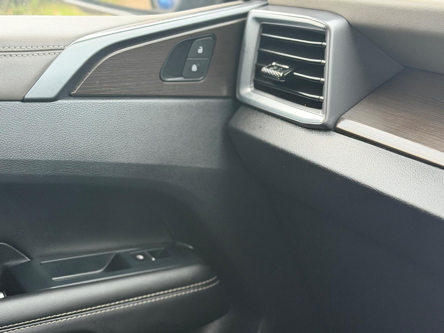 Used Volkswagen Amarok 2023 for sale - 77060146: Photo 65