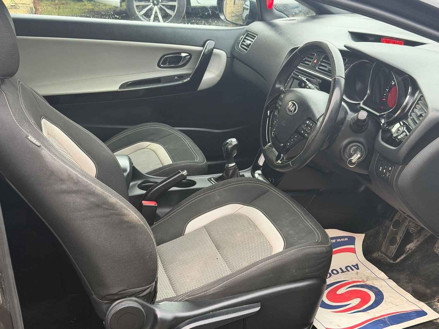 Used Kia Pro Ceed 2014 for sale - 77191622: Photo 12