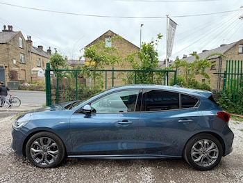 Used Ford Focus 2023 for sale - 78784175: Photo