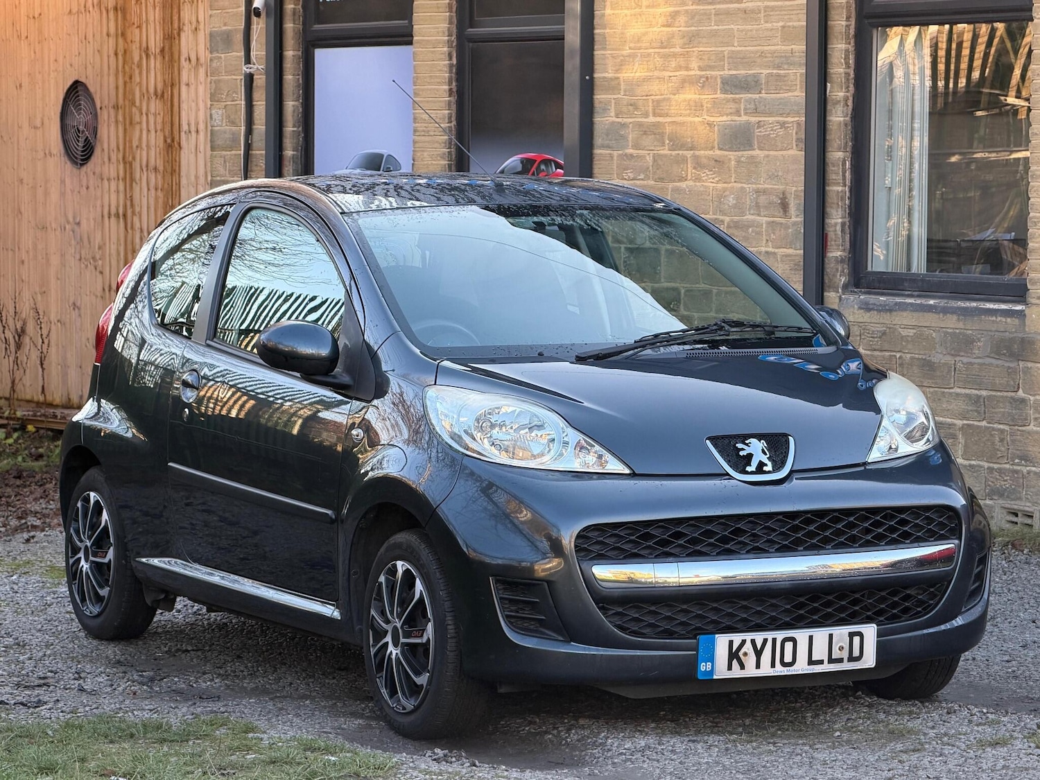 Used Peugeot 107 for sale - 76824838: Photo 1