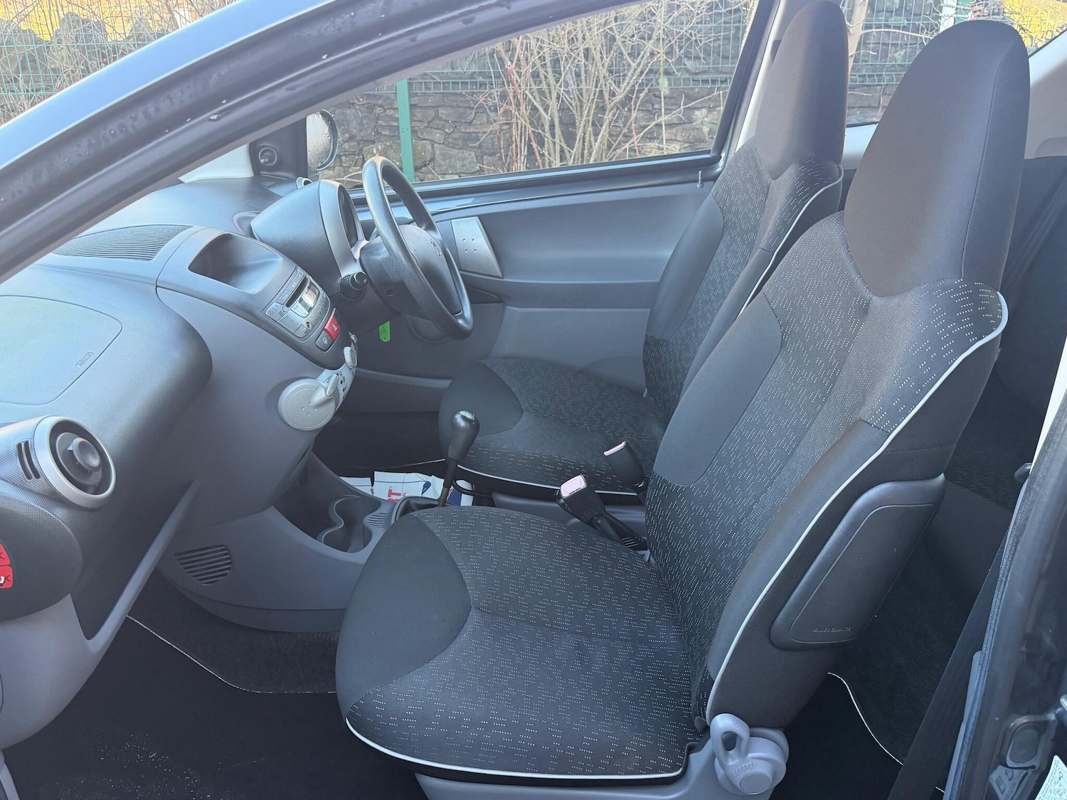 Used Peugeot 107 for sale - 76824838: Photo 17