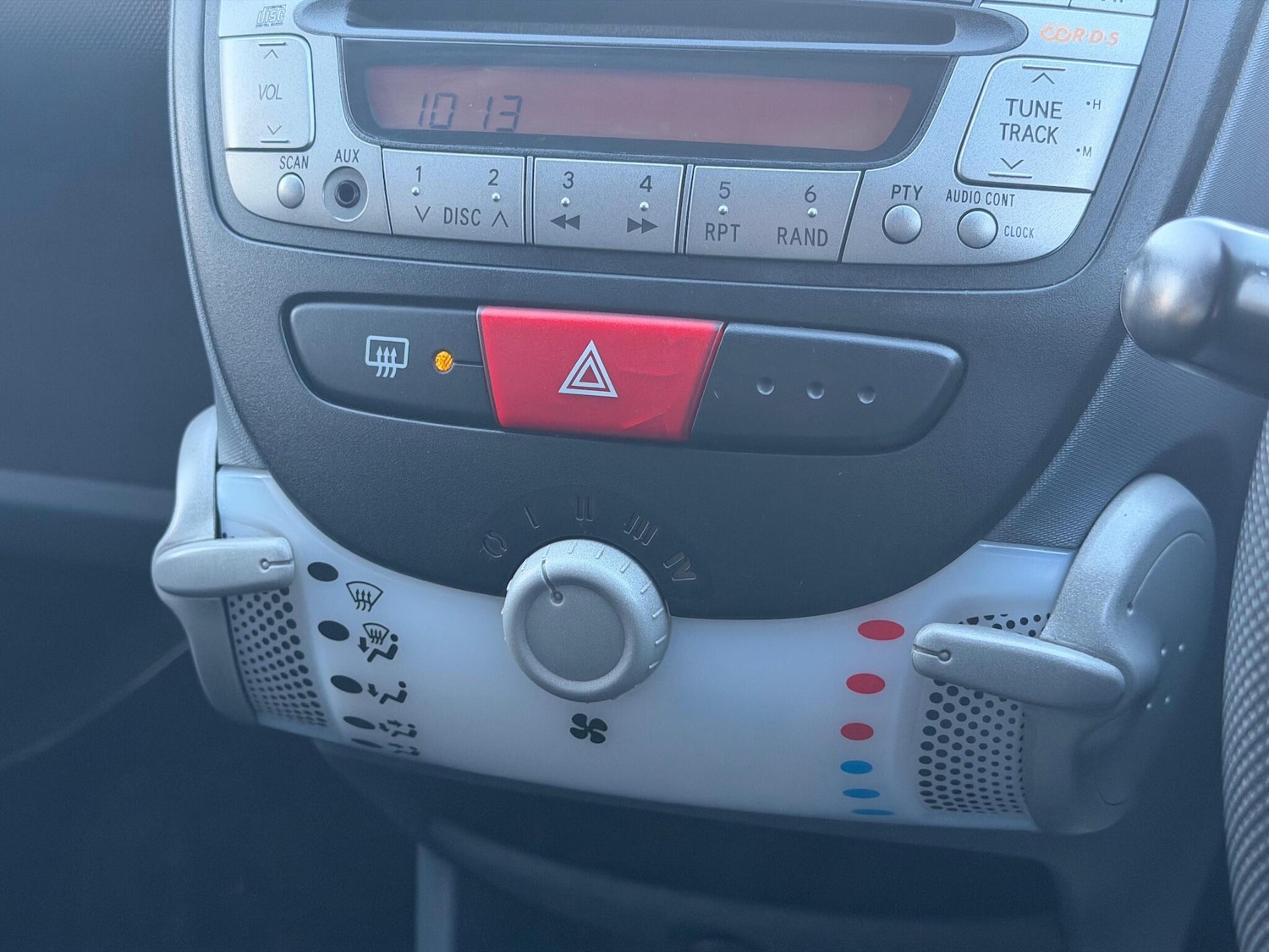 Used Peugeot 107 for sale - 76824838: Photo 27