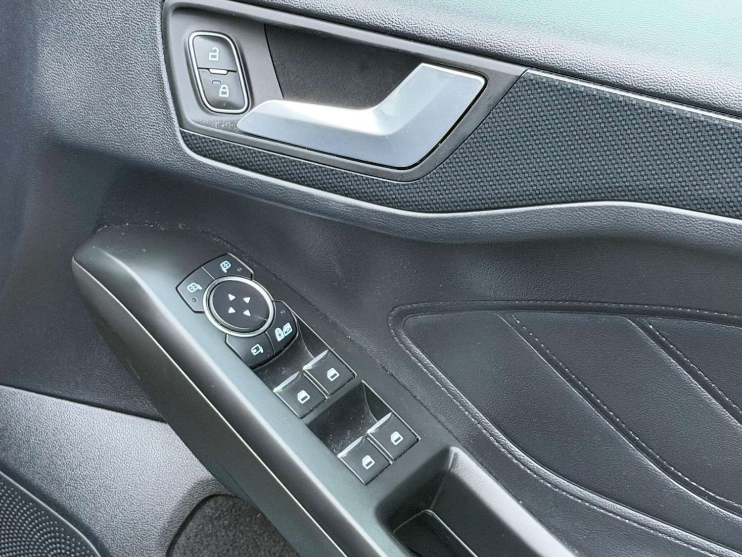 Used Ford Focus for sale - 77808218: Photo 20