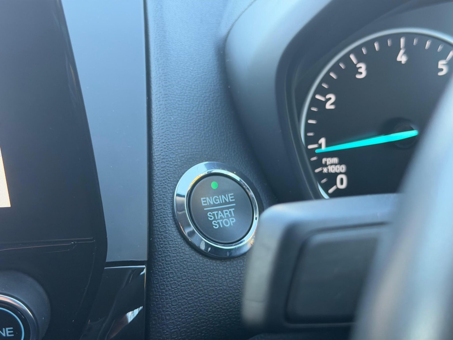 Used Ford Ecosport 2018 for sale - 76700883: Photo 20