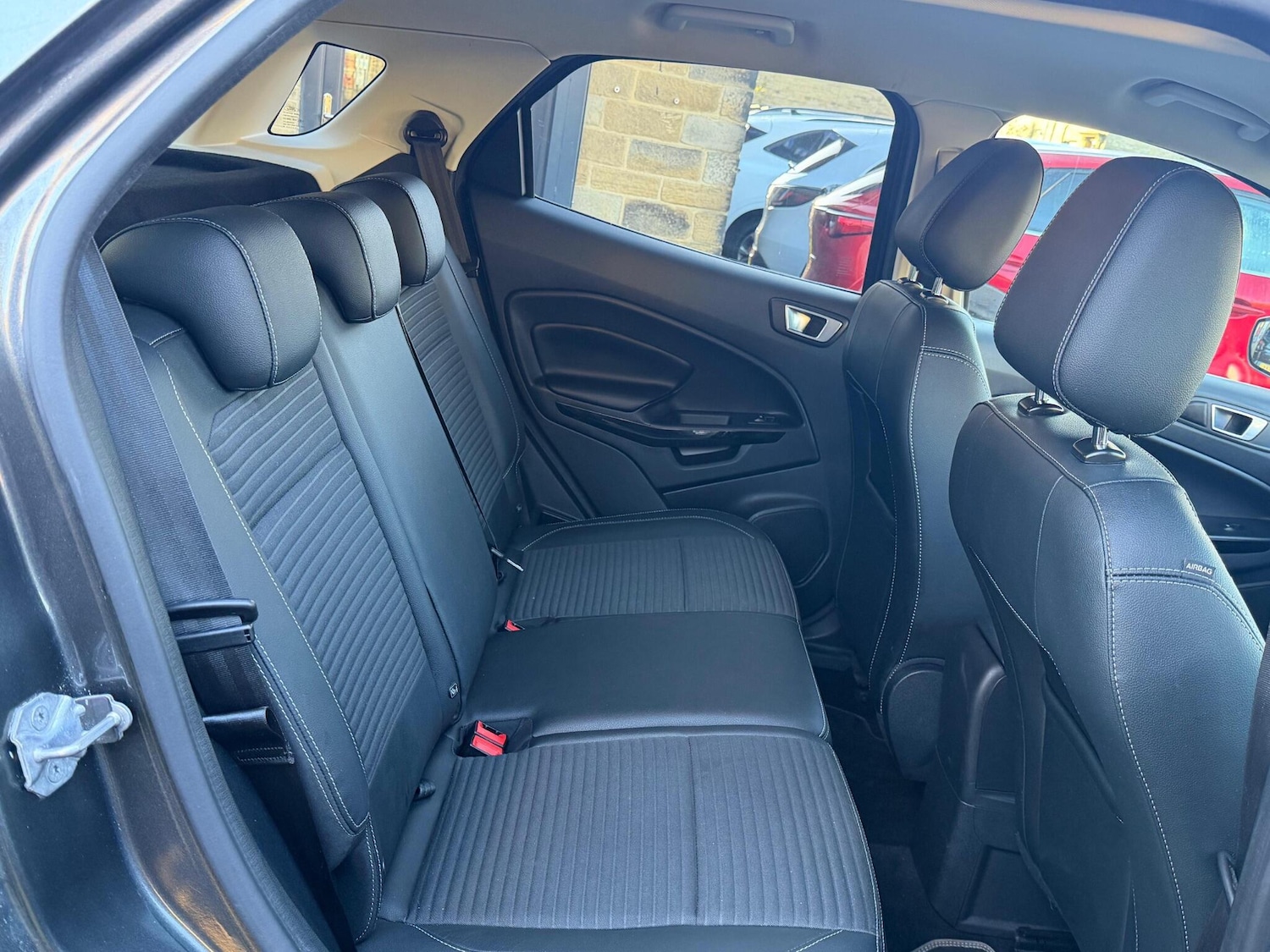 Used Ford Ecosport 2018 for sale - 76700883: Photo 34