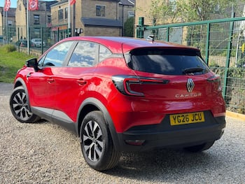 Used Renault Captur 2026 for sale - 79808571: Photo
