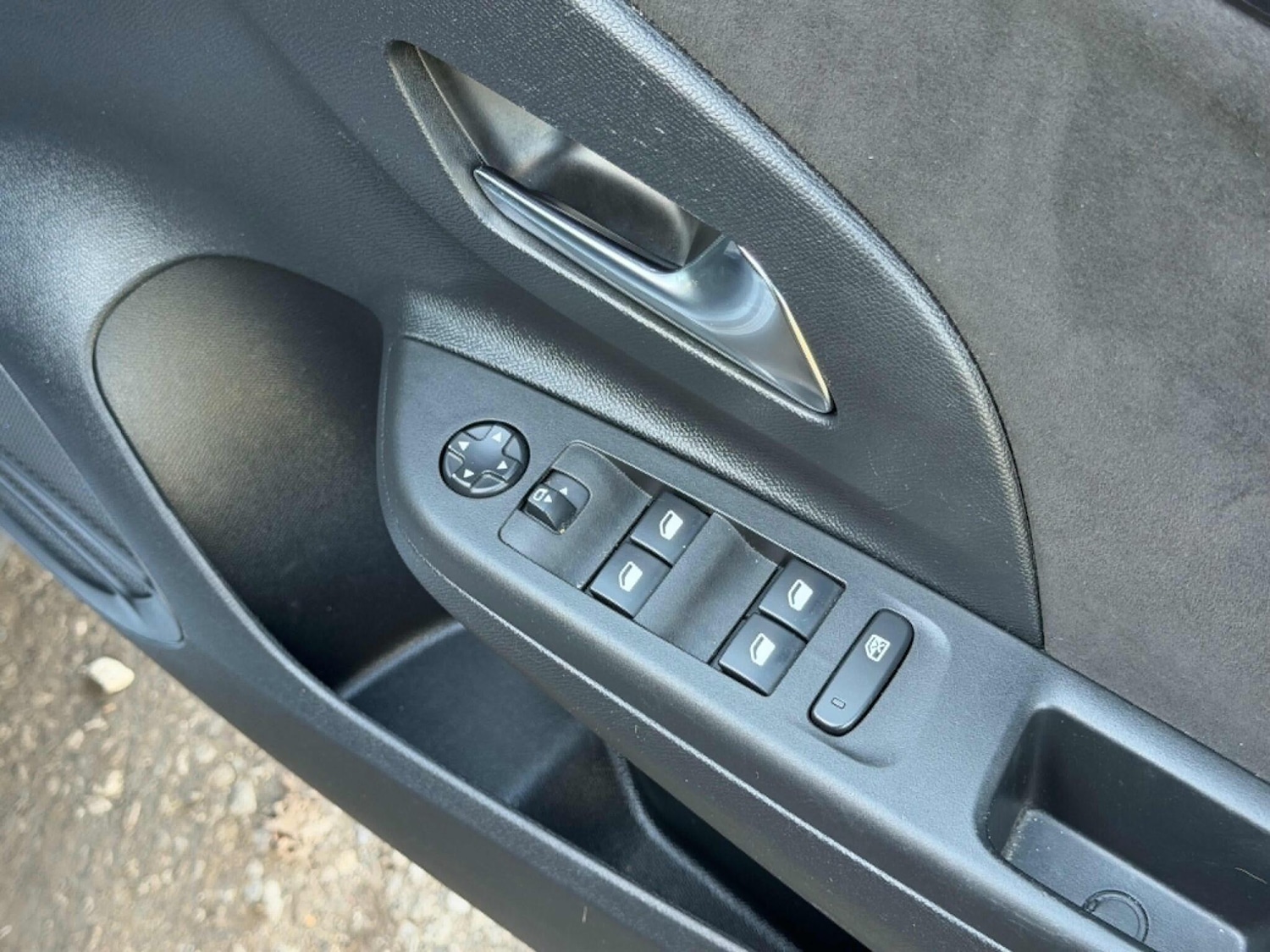 Used Vauxhall Corsa for sale - 77957927: Photo 27