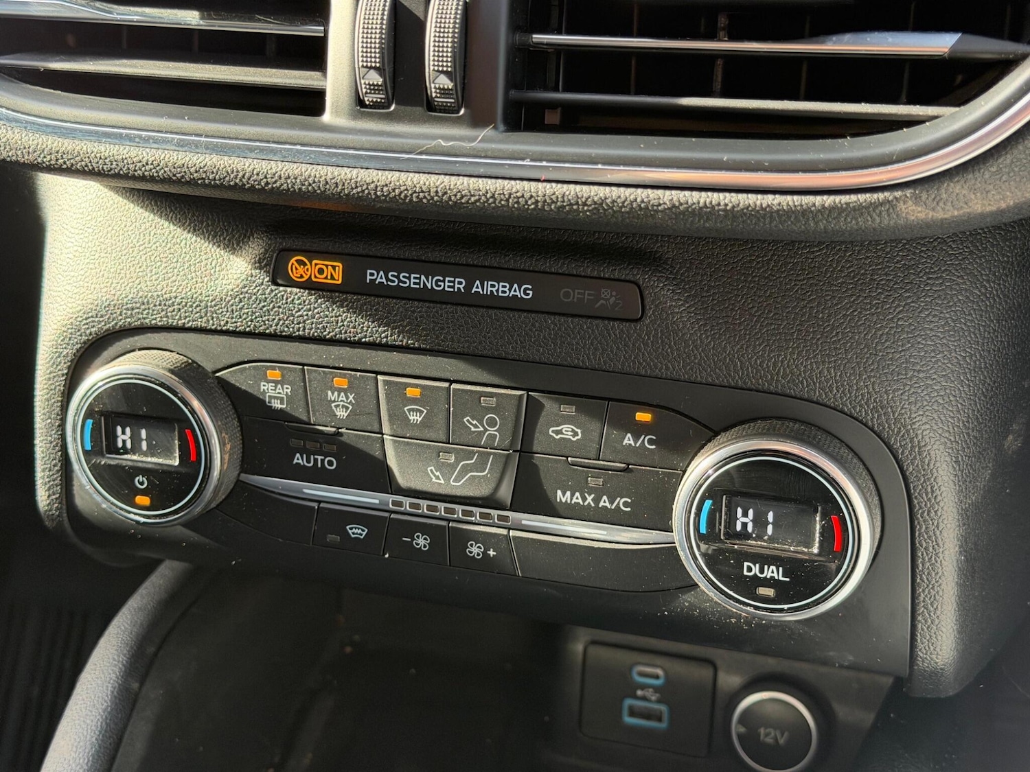 Used Ford Kuga 2020 for sale - 77647039: Photo 24