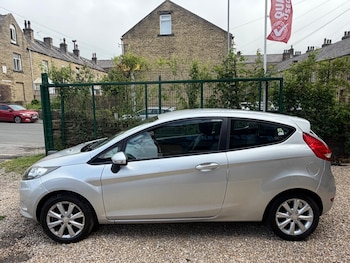 Used Ford Fiesta 2009 for sale - 79121743: Photo