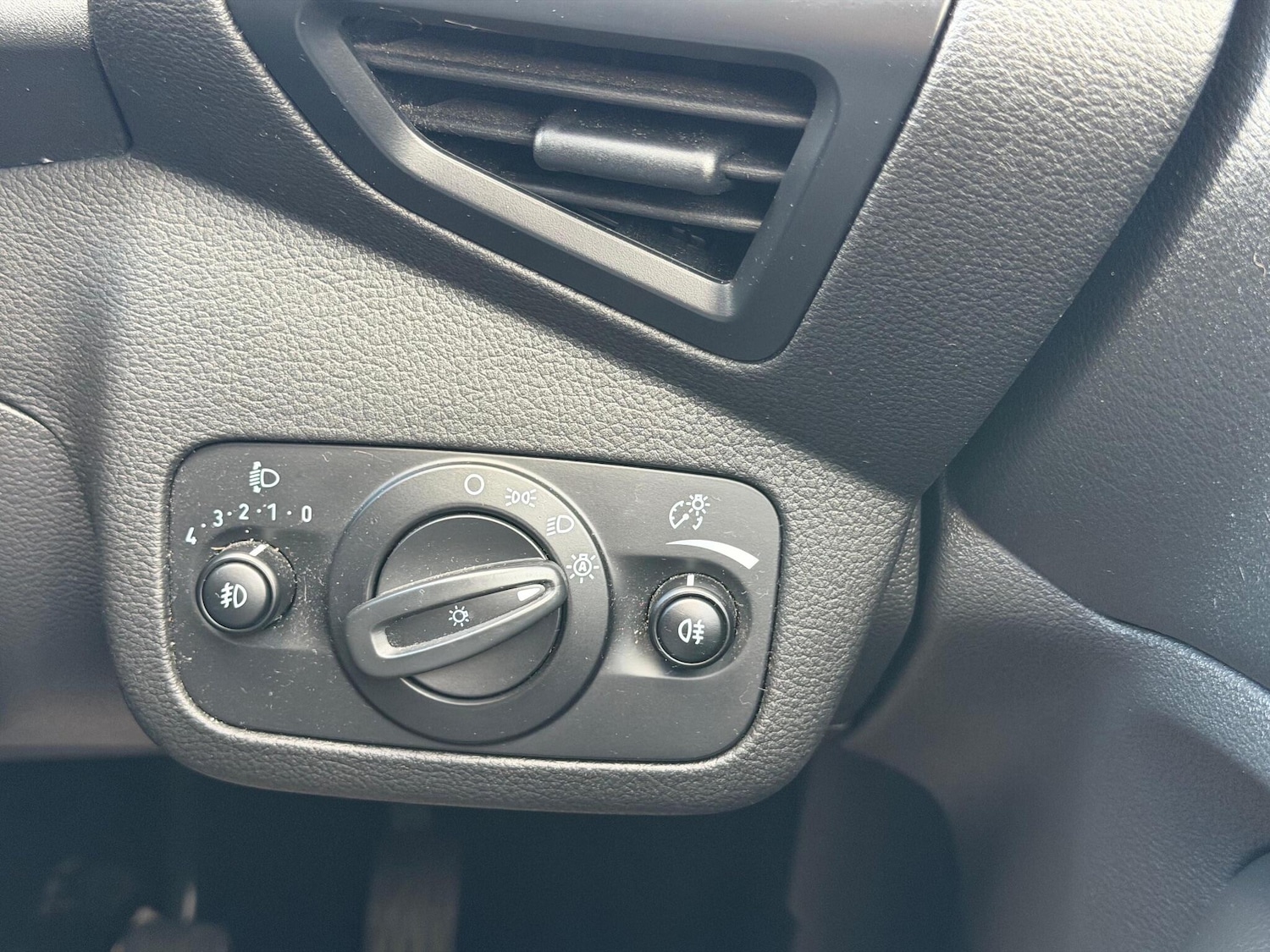 Used Ford Kuga 2018 for sale - 77131100: Photo 23