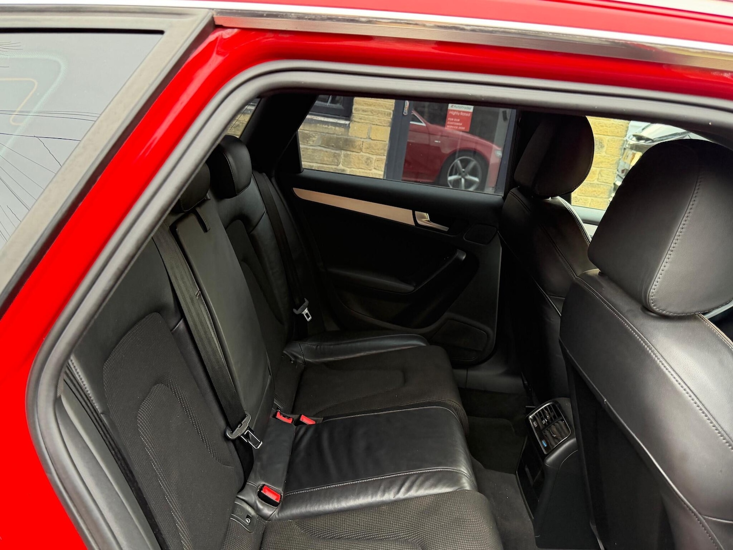 Used Audi A4 2009 for sale - 77084361: Photo 22